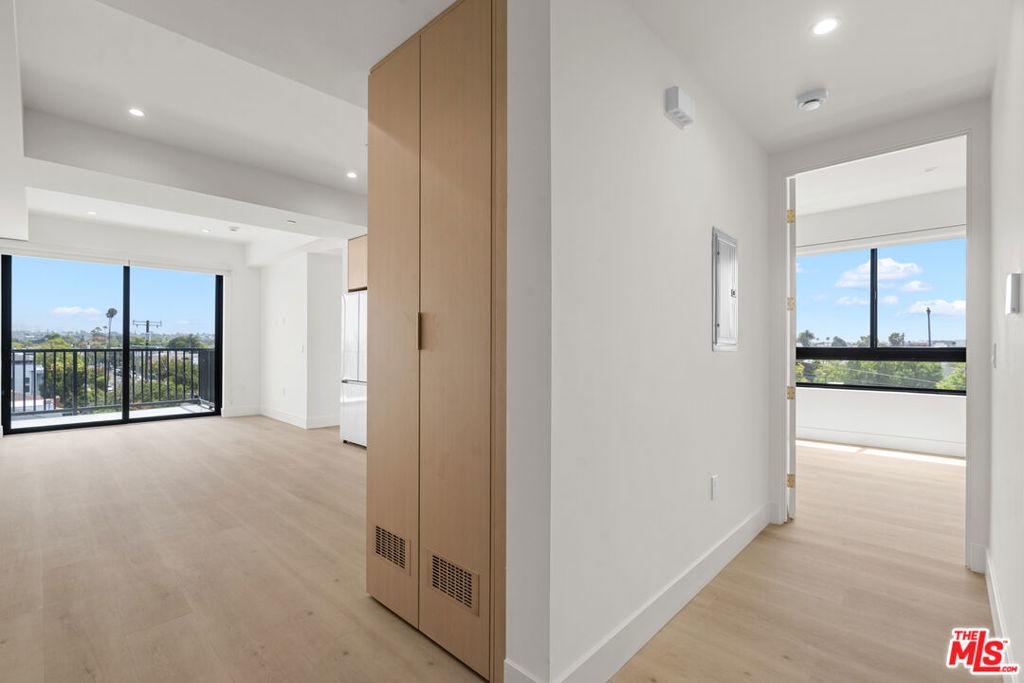 MLS #26852971 image #0