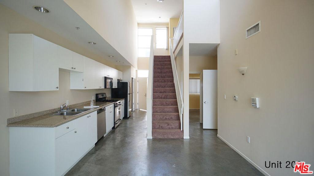MLS #26853033 image #0