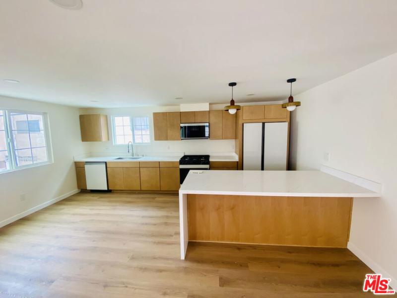 1000 S Sherbourne DR #1010 Los Angeles CA 90035 | MLS #26853877 41 MLS #26853877 image #0