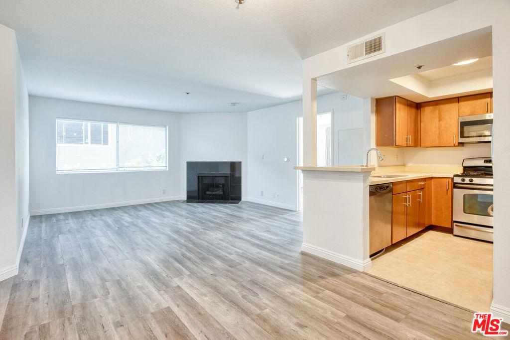 MLS #26854293 image #0