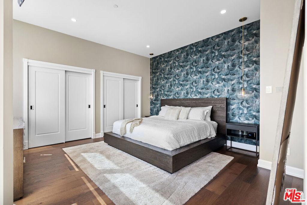 MLS #26853903 image #0