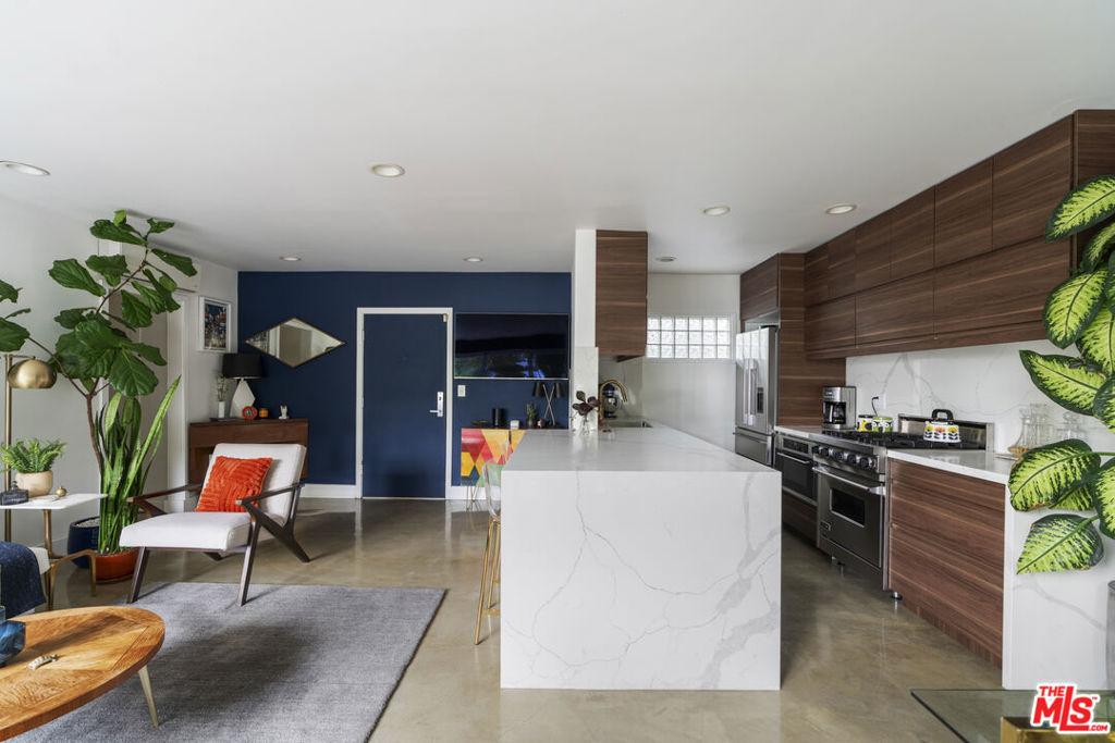 1145 Larrabee ST #9 West Hollywood CA 90069 | MLS #26855097 45 MLS #26855097 image #0