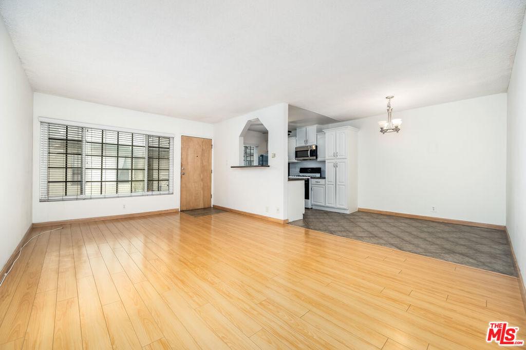 MLS #26855135 image #0