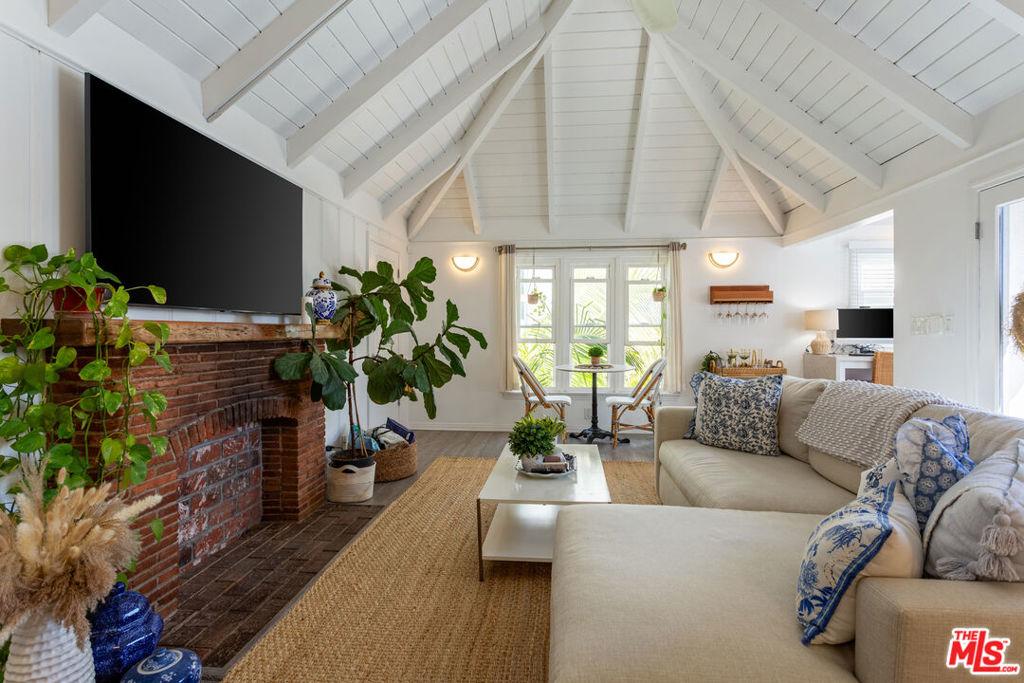 MLS #26855249 image #0