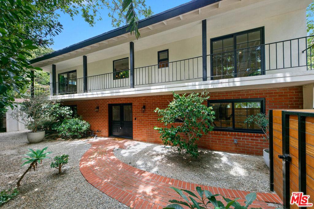 30601 Sicomoro DR Malibu CA 90265 | MLS #26855725 45 MLS #26855725 image #0