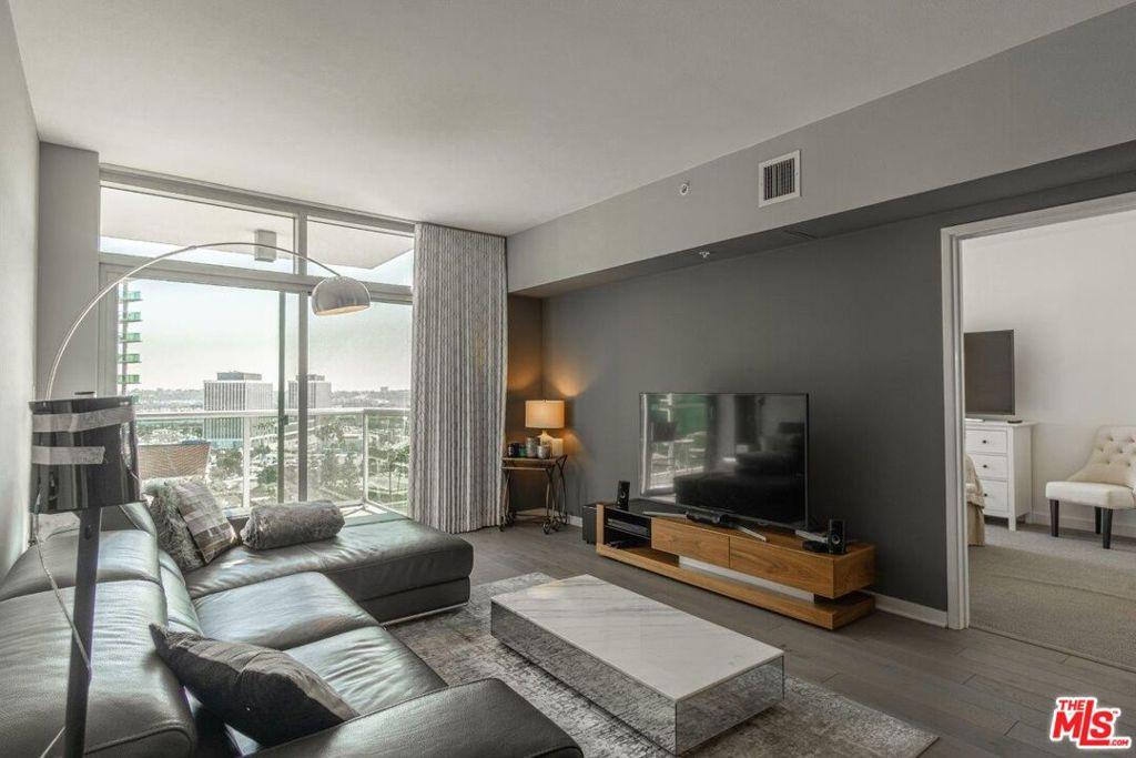 13700 Marina Pointe DR #1431 Marina del Rey CA 90292 | MLS #26855811 45 MLS #26855811 image #0