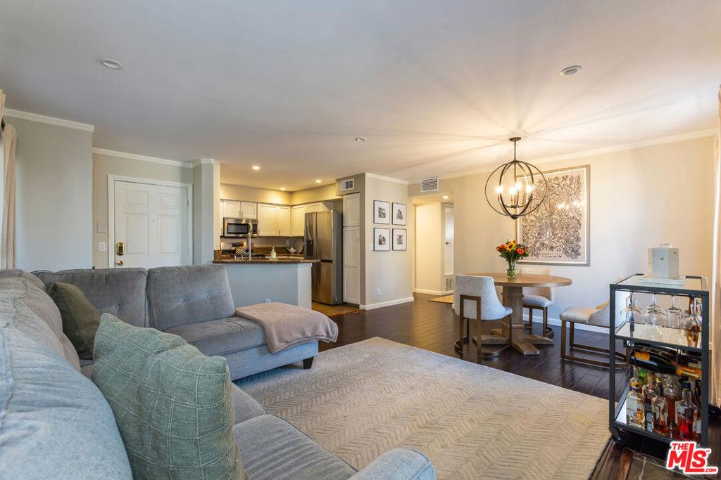 MLS #26856105 image #0