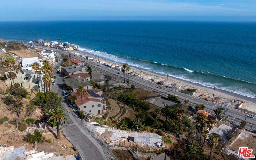 21400 Rambla Vista Malibu CA 90265 | MLS #26856165 45 MLS #26856165 image #0