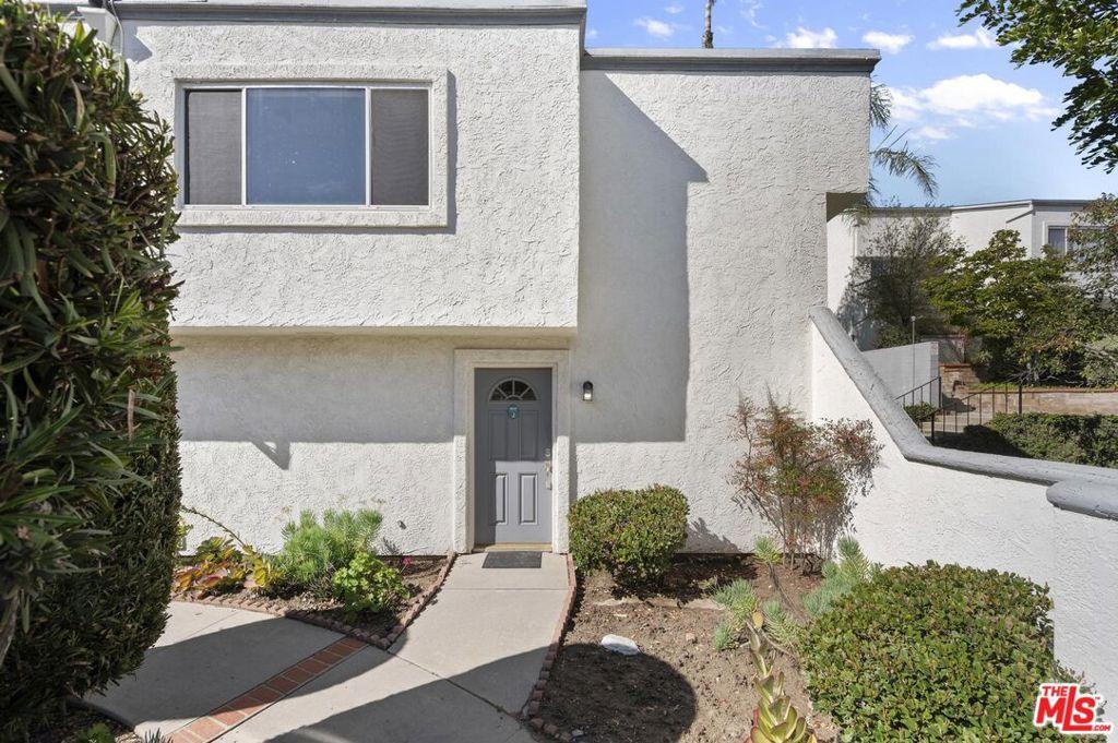 MLS #26856409 image #0