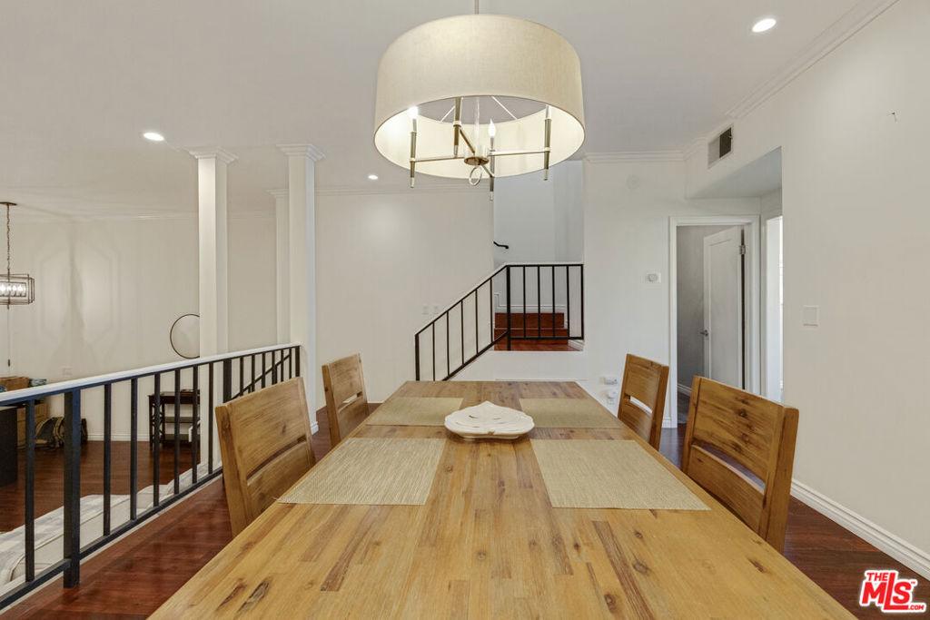 MLS #26856563 image #0