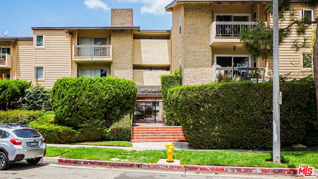 6151 Canterbury DR #103 Culver City CA 90230 | MLS #26856879 45 MLS #26856879 image #0