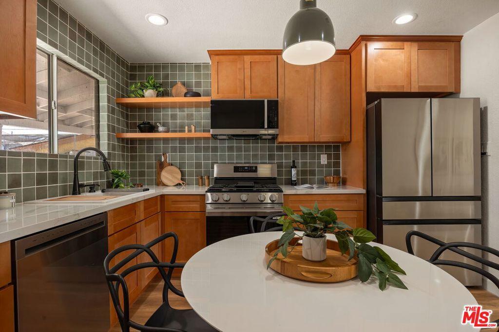 MLS #26857007 image #0
