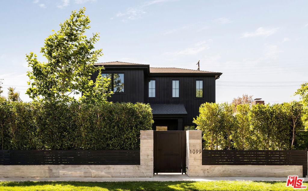 MLS #26857291 image #0
