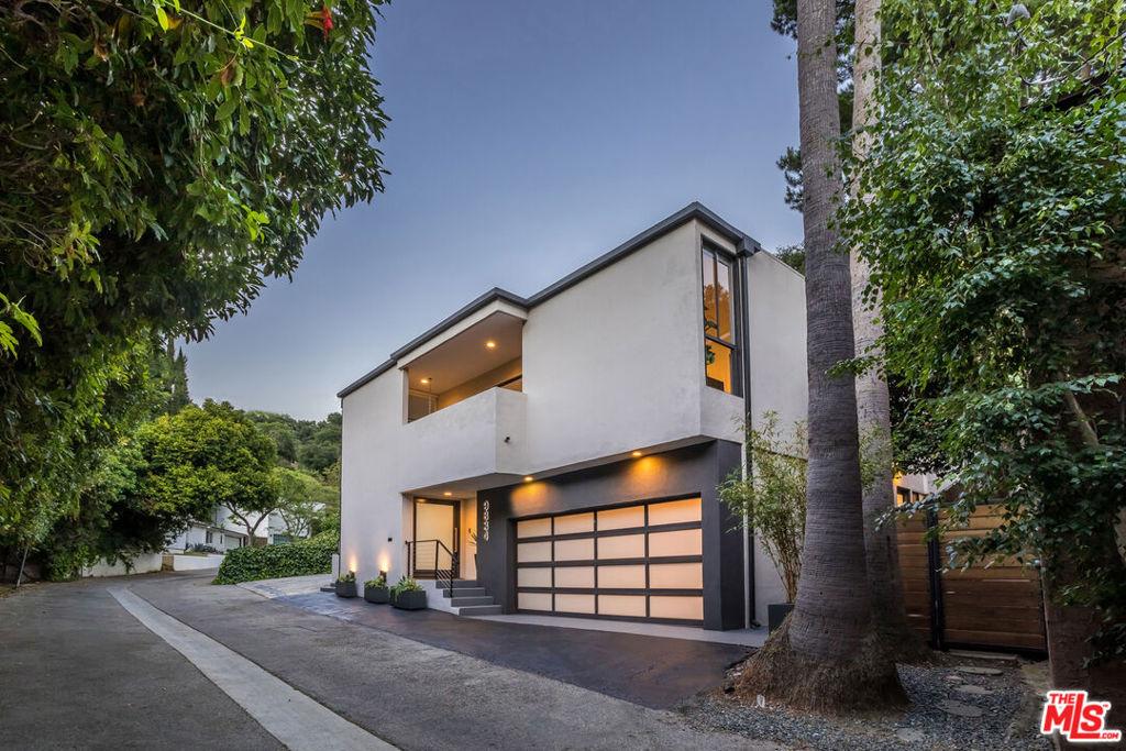 MLS #26857405 image #0