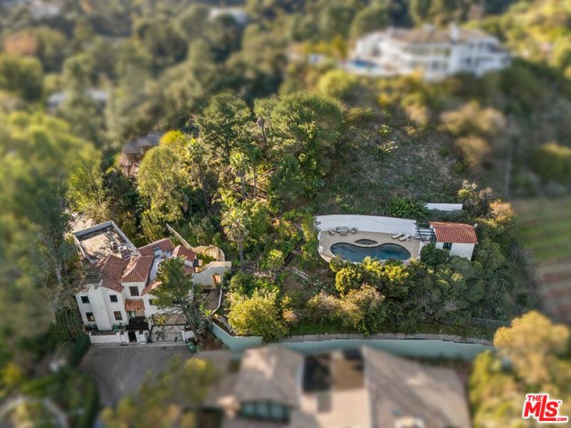 8171 Tianna RD Los Angeles CA 90046 | MLS #26857415 45 MLS #26857415 image #0