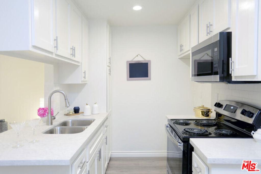 MLS #26857453 image #0