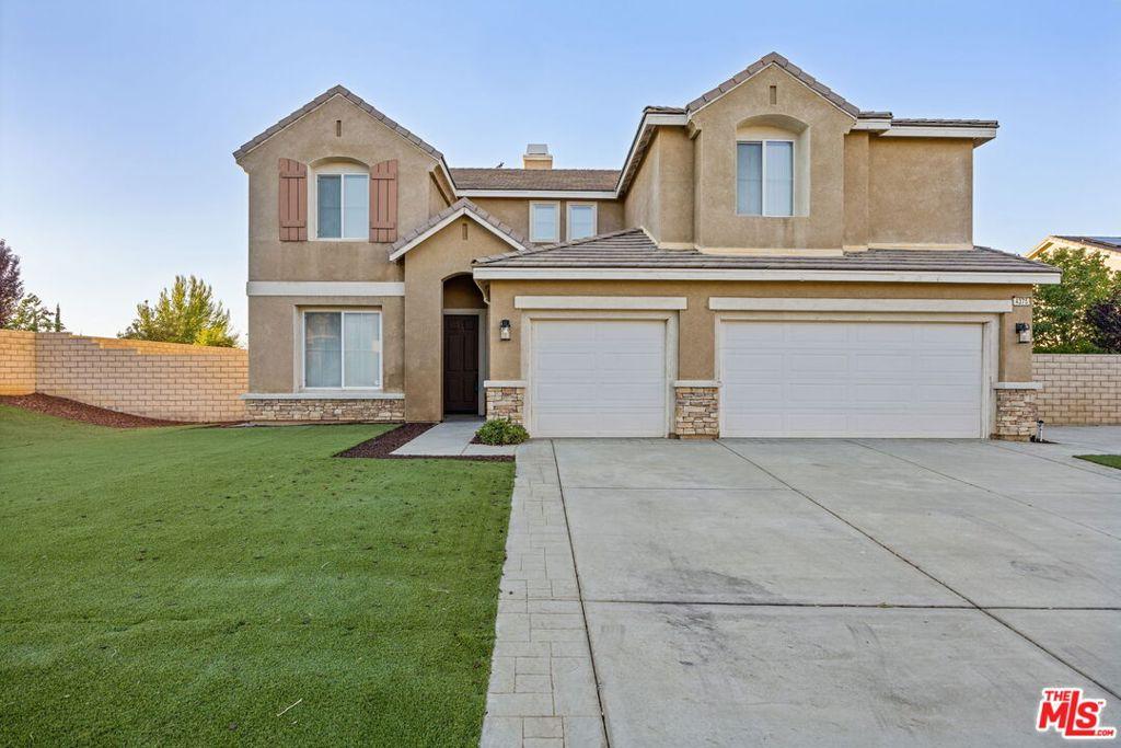 MLS #26857465 image #0