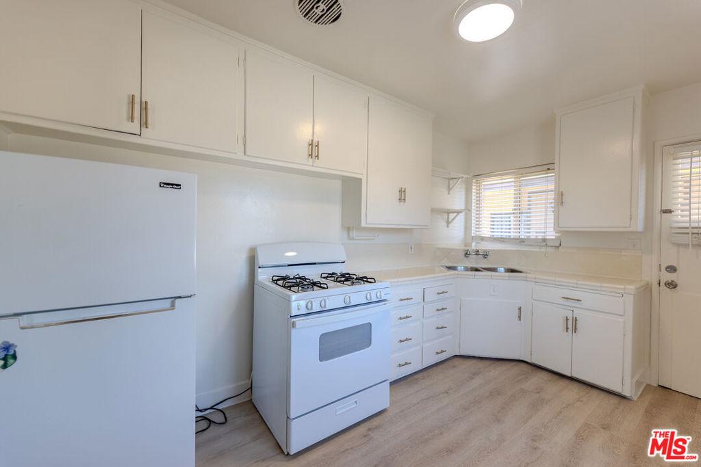 MLS #26857527 image #0