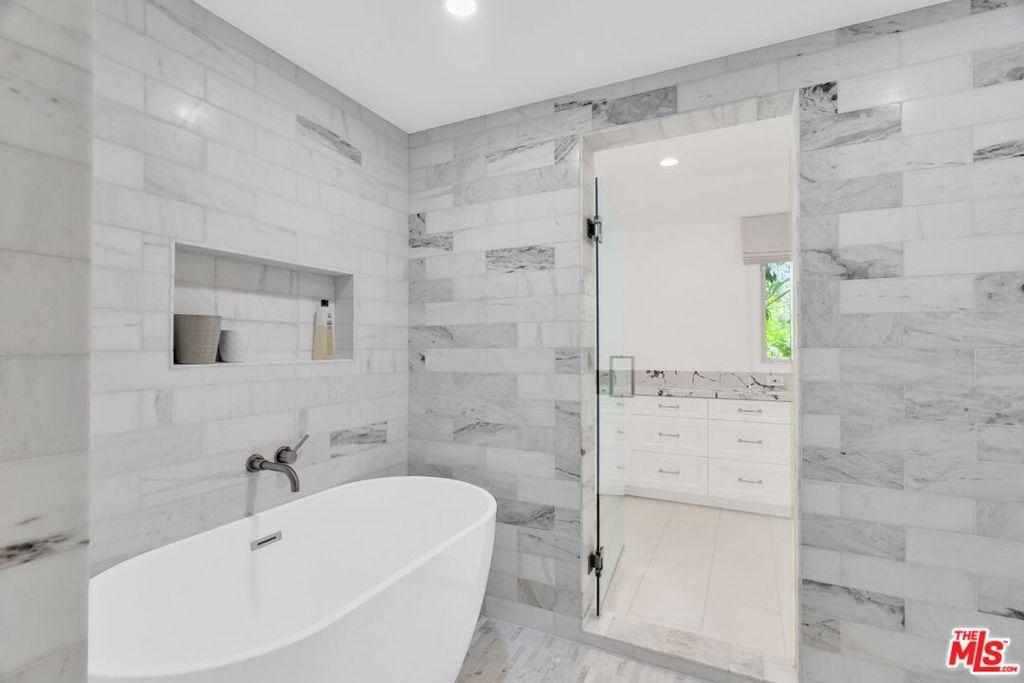MLS #26857669 image #0