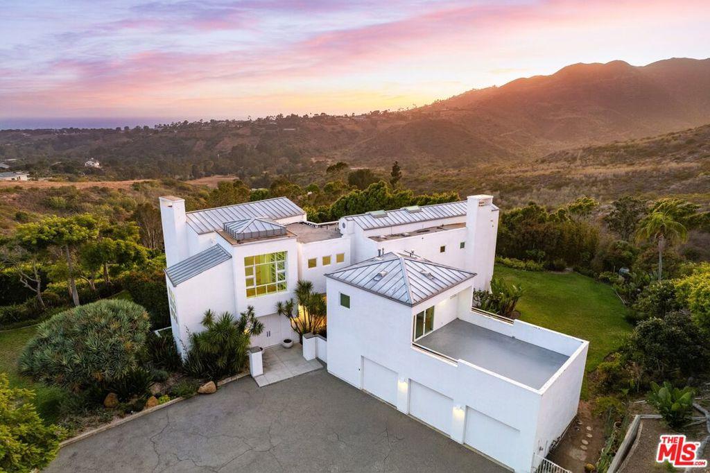6081 Cavalleri RD Malibu CA 90265 | MLS #26857971 45 MLS #26857971 image #0