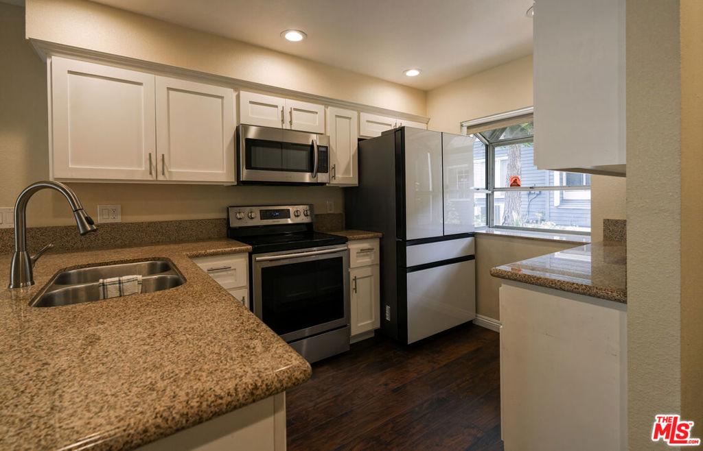 MLS #26858417 image #0