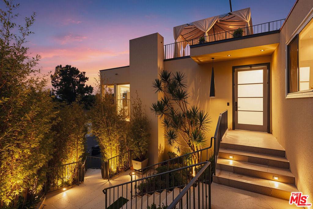 MLS #26858635 image #0