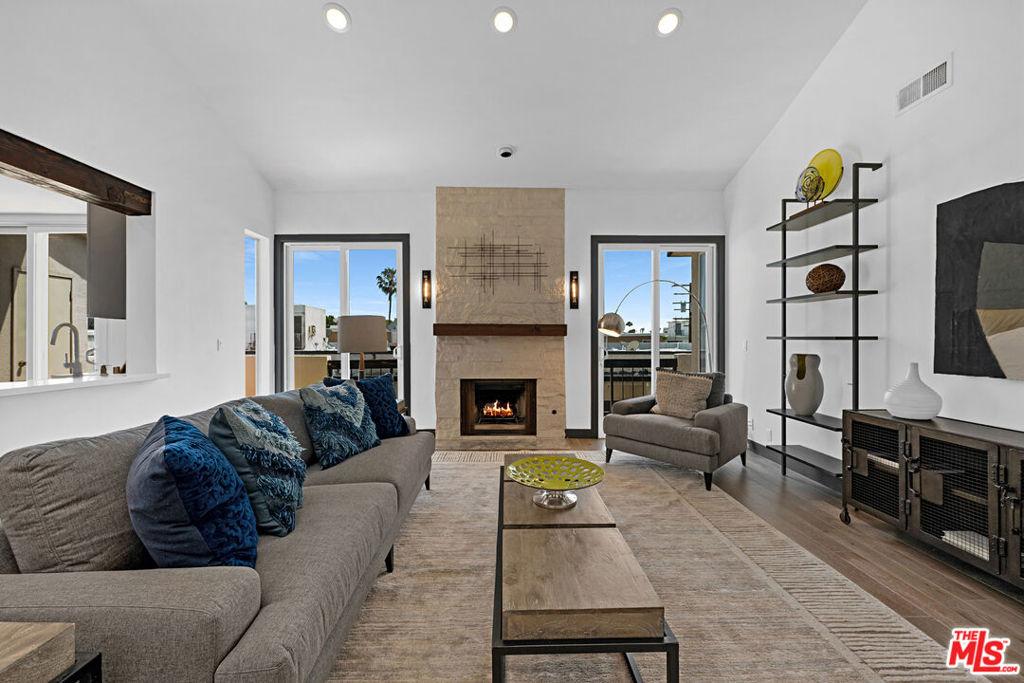 MLS #26858657 image #0