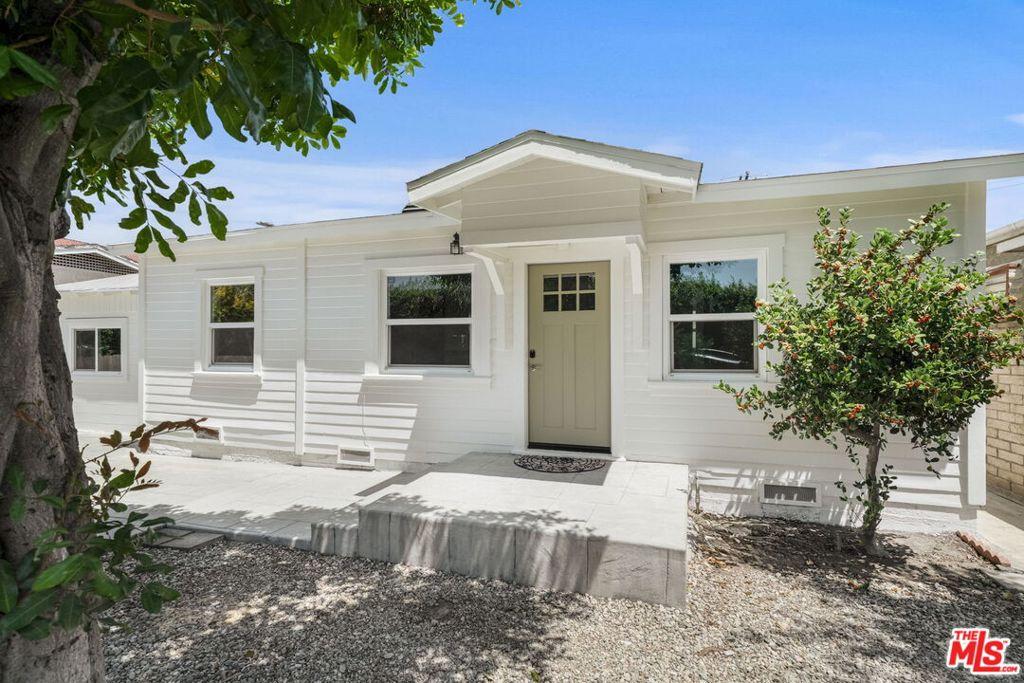 MLS #26859195 image #0