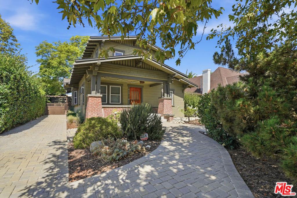 613 N Lucerne BL Los Angeles CA 90004 | MLS #26859317 45 MLS #26859317 image #0