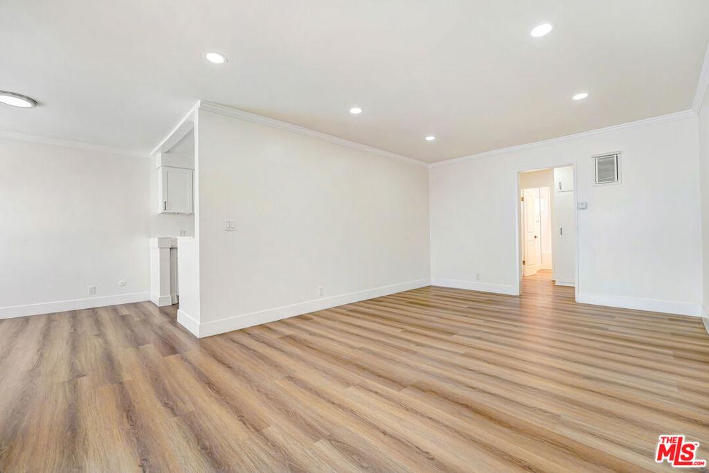 MLS #26859489 image #0