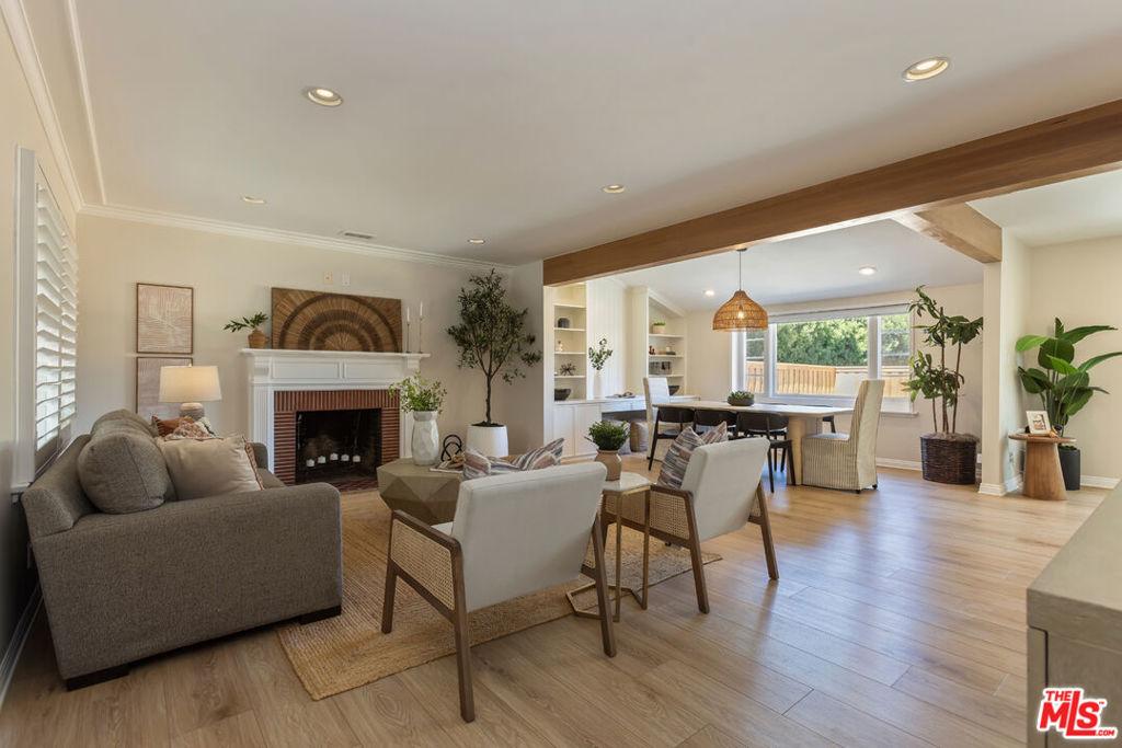 MLS #26859593 image #0