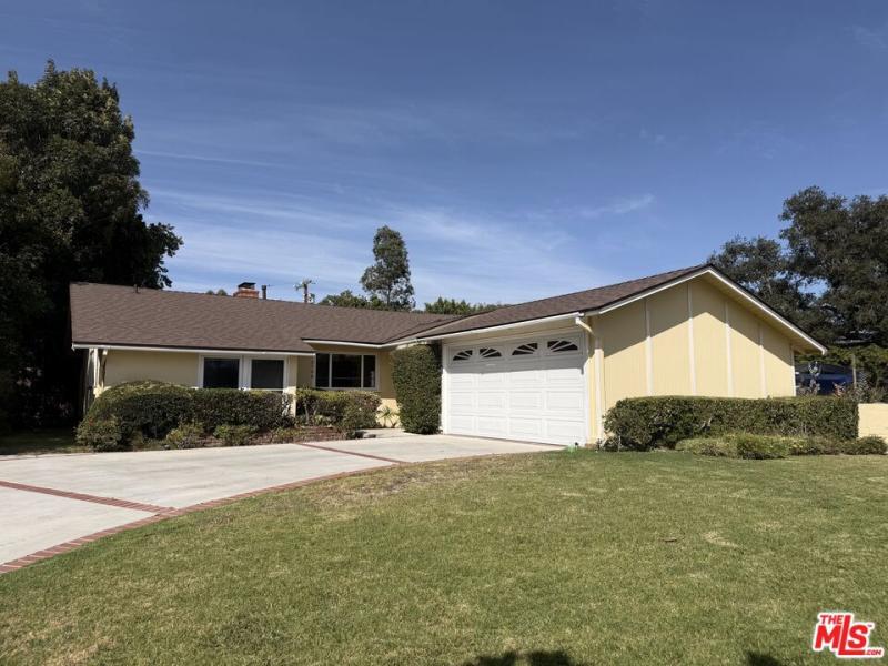 MLS #26860021 image #0