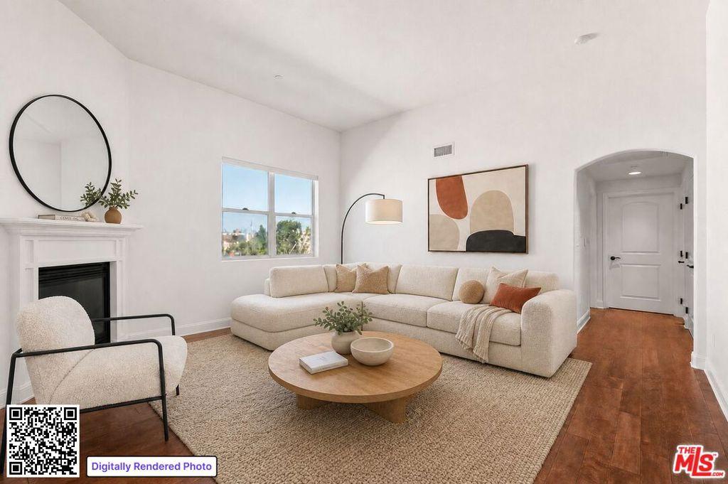 5037 Rosewood AV #301 Los Angeles CA 90004 | MLS #26860061 45 MLS #26860061 image #0