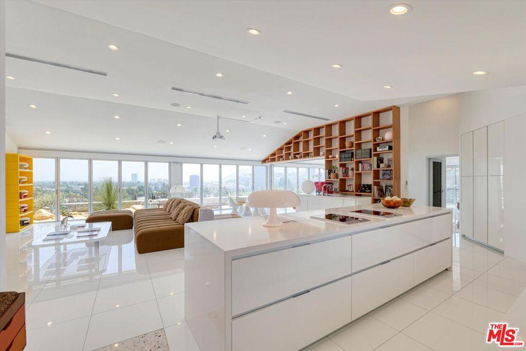 MLS #26860119 image #0