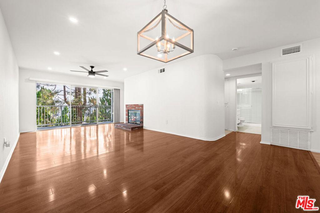 MLS #26860235 image #0