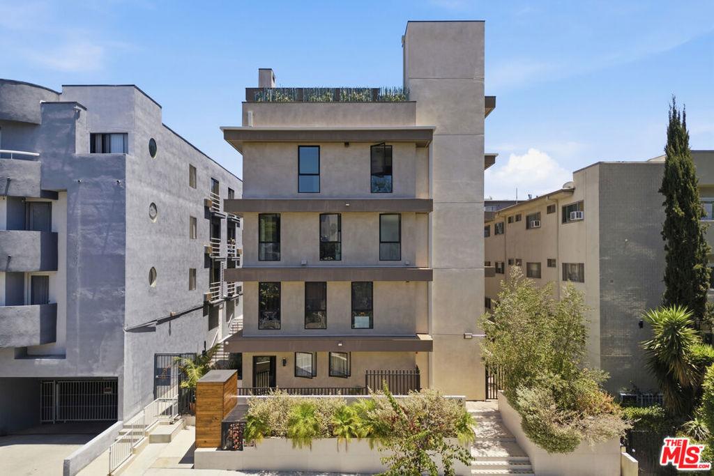 MLS #26860273 image #0