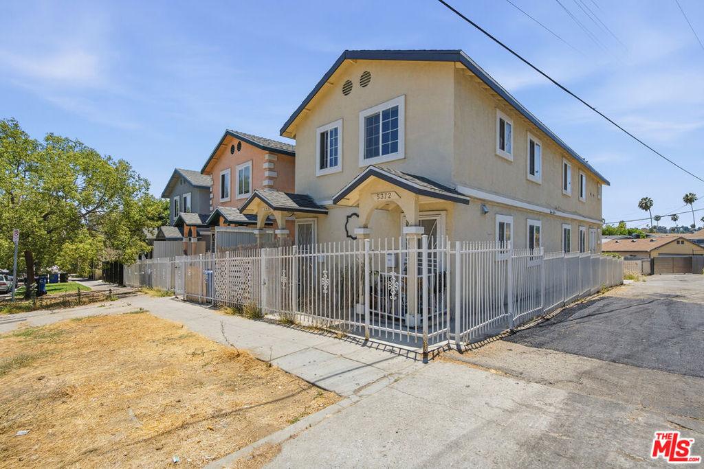 MLS #26860277 image #0