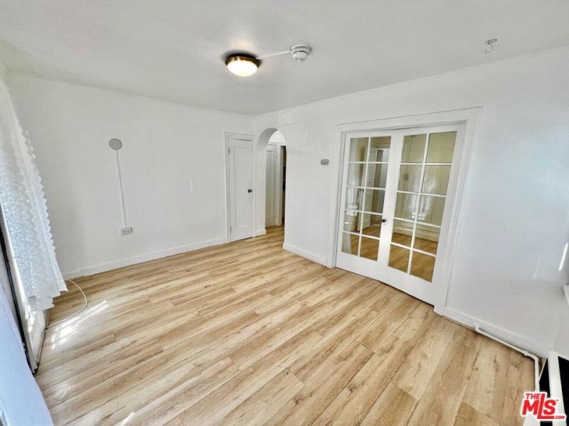MLS #26860363 image #0