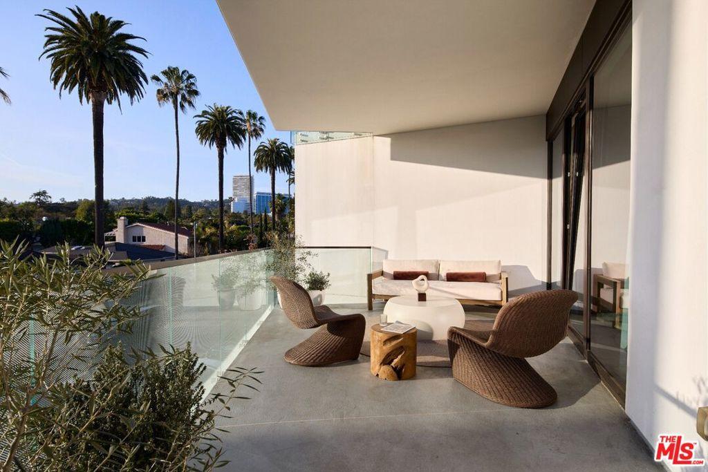 MLS #26860381 image #0