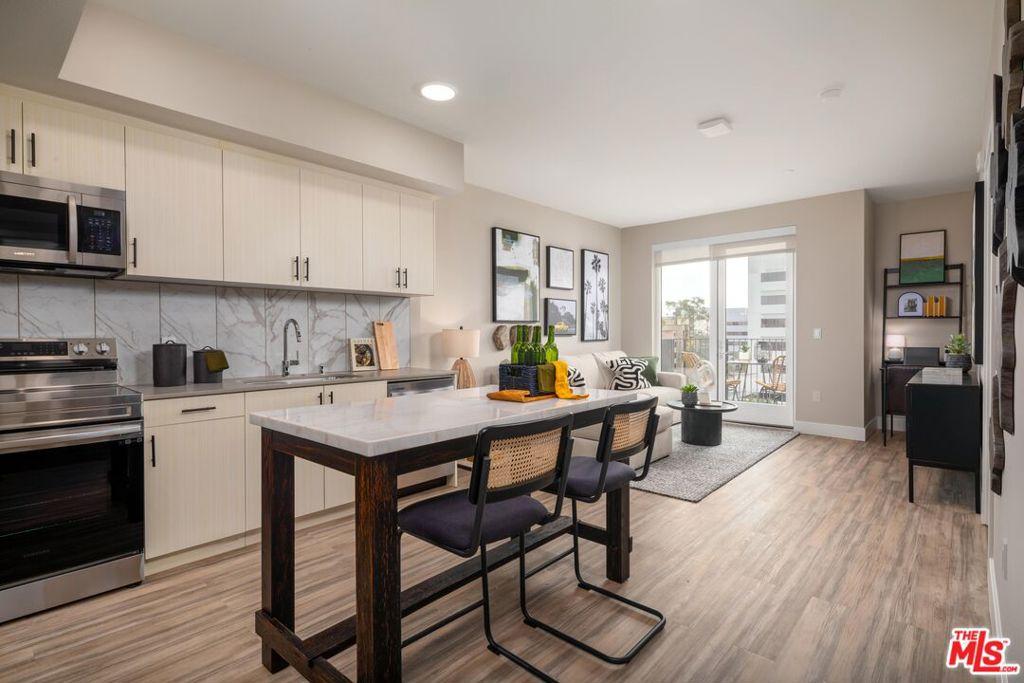 MLS #26860605 image #0