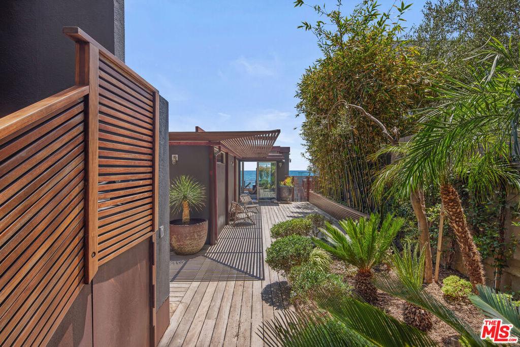 24956 Malibu RD Malibu CA 90265 | MLS #26860749 45 MLS #26860749 image #0