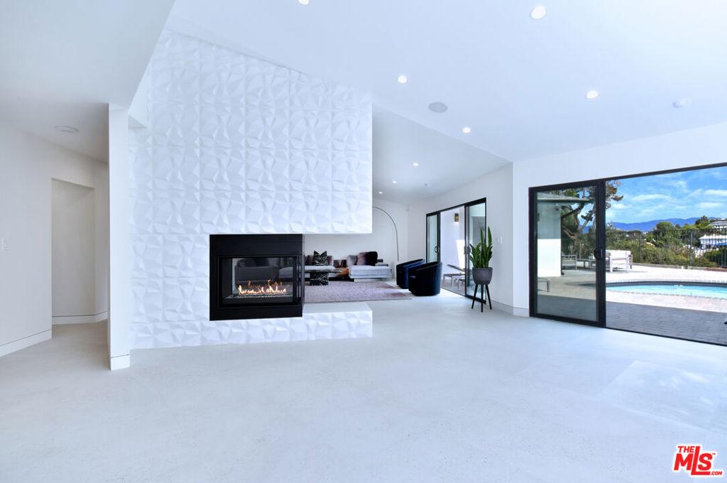 MLS #26861151 image #0