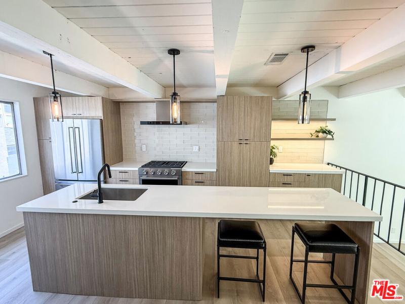 MLS #26861169 image #0