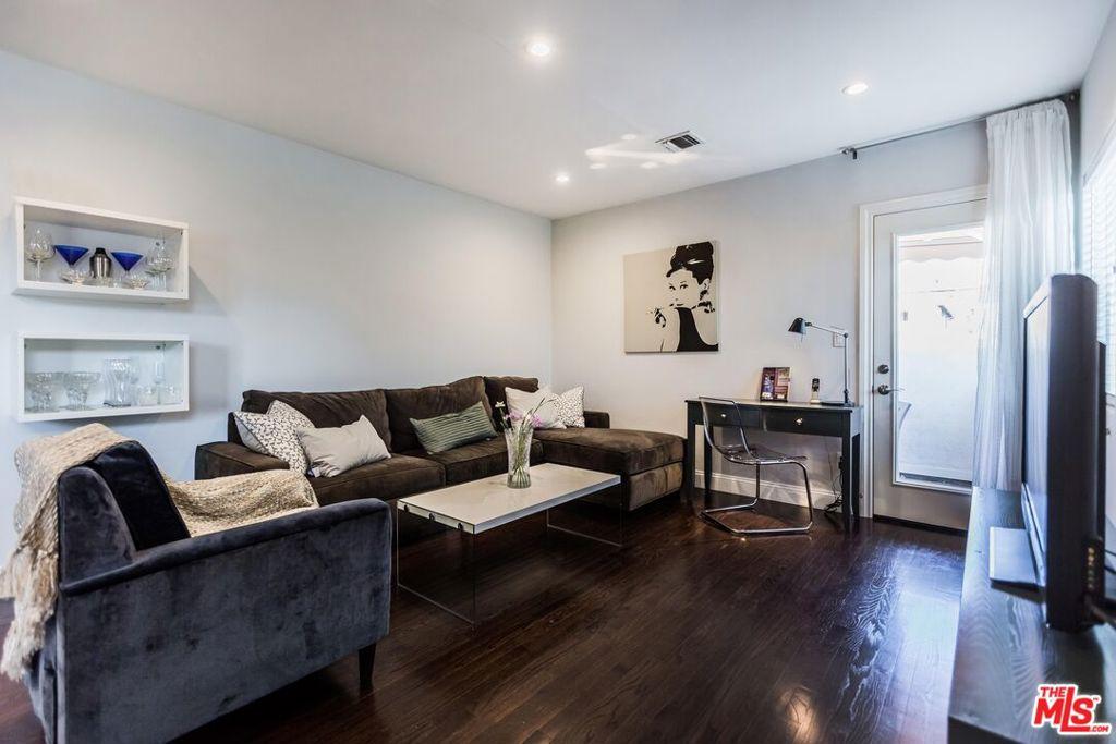 MLS #26861373 image #0