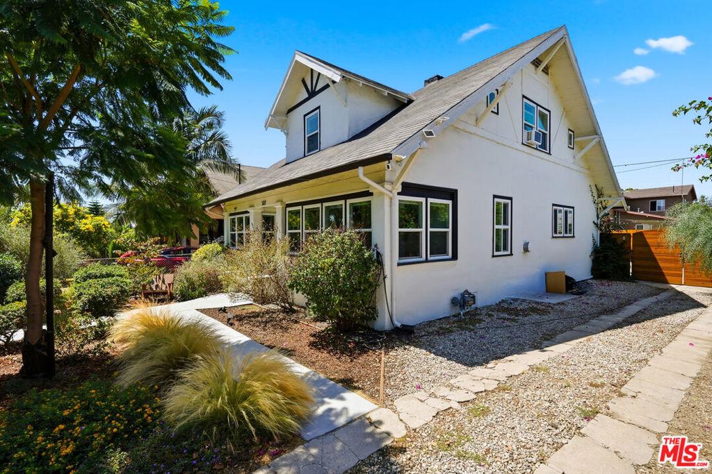 MLS #26861493 image #0