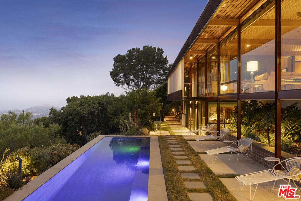 MLS #26861519 image #0