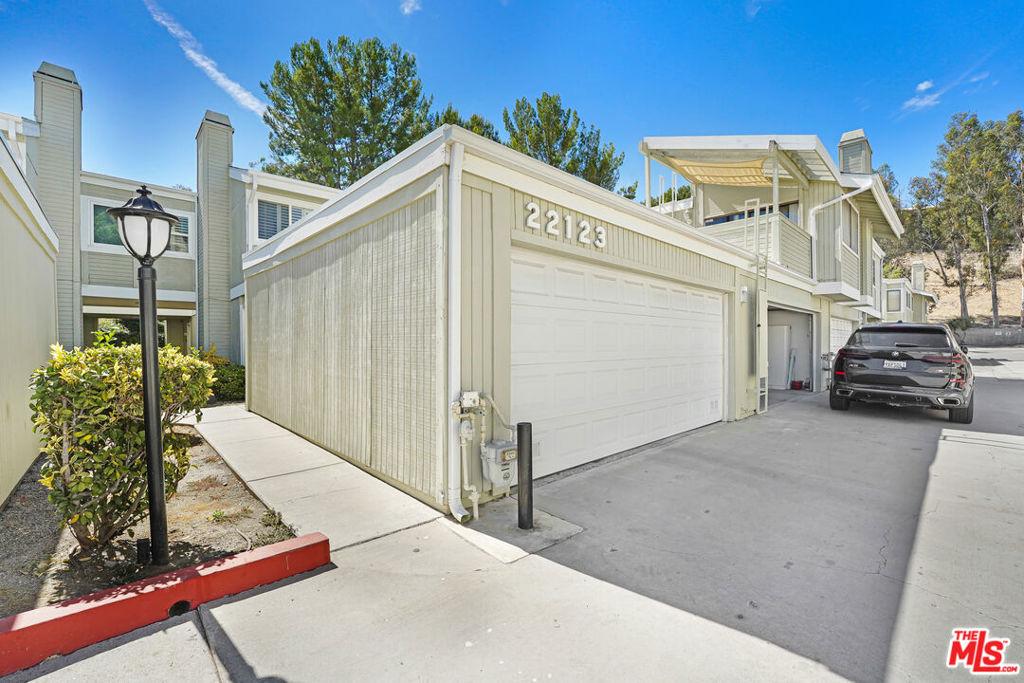 MLS #26861673 image #0