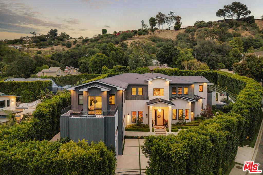 MLS #26861983 image #0