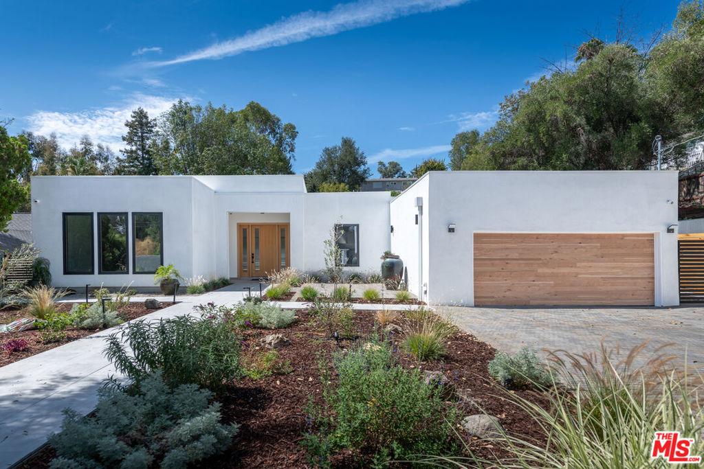 MLS #26862219 image #0