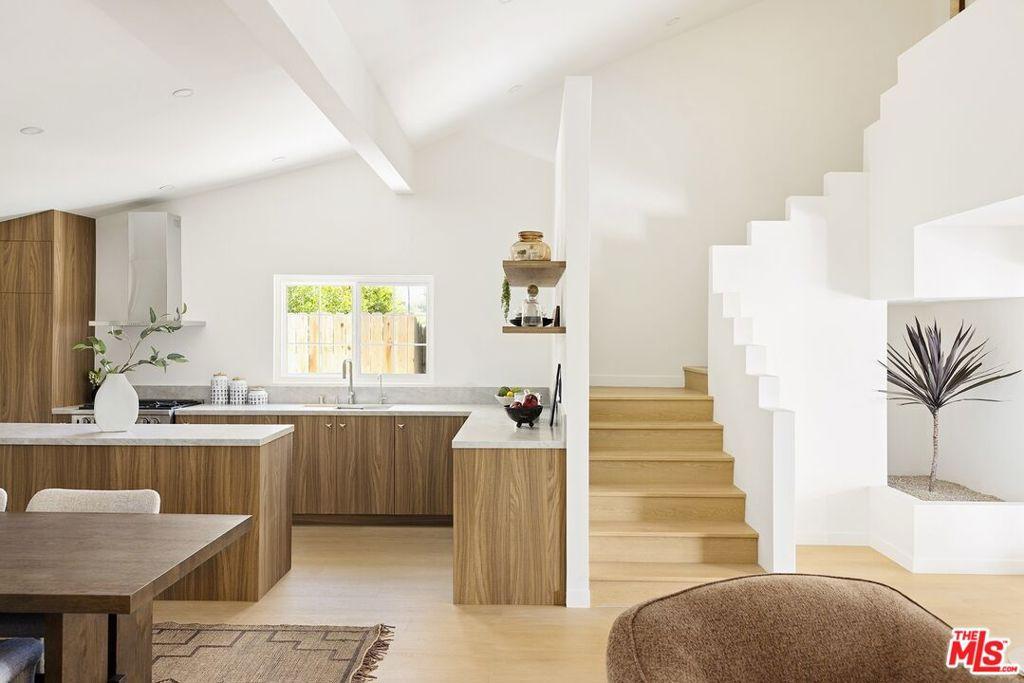 MLS #26862529 image #0